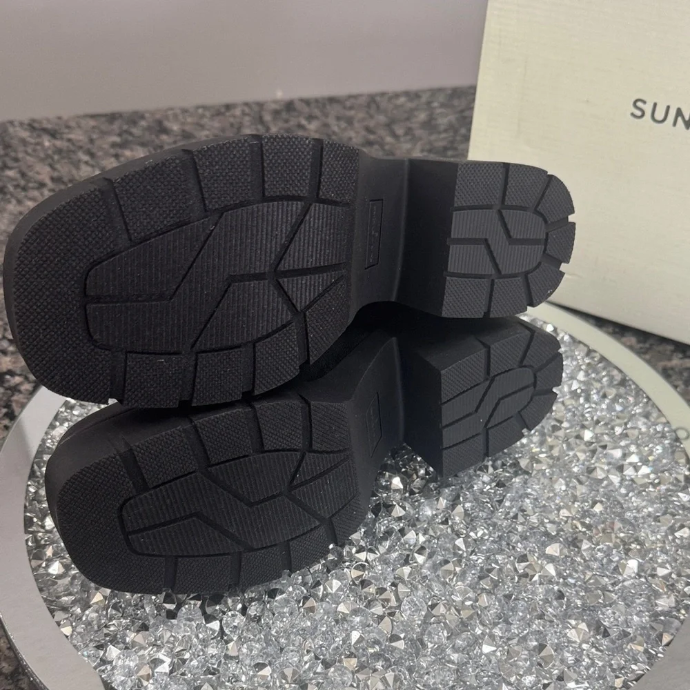 Sun + Stone Verityy Black lug sole Ankle Boots NEW 9